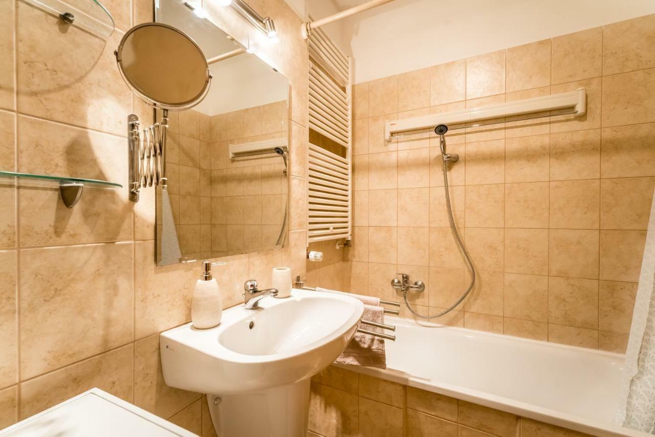 Apartament Bpr Hello Hollo